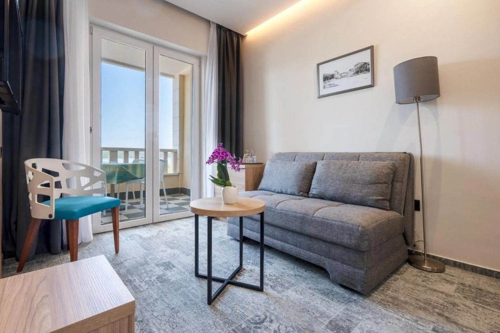 Hotel Porat - نيوم - غرفة معيشة