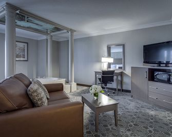 Monte Carlo Inn Toronto Markham - Markham - Living room