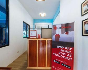 RedDoorz Premium @ Casa Ghilda Resort Olongapo City - Olongapo