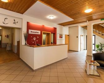 Hotel Denk Bed & Breakfast - Vorchdorf - Front desk