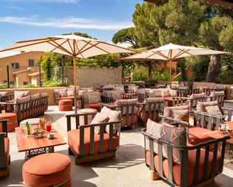 Hotel Byblos Saint-Tropez - 聖特羅佩 - 餐廳