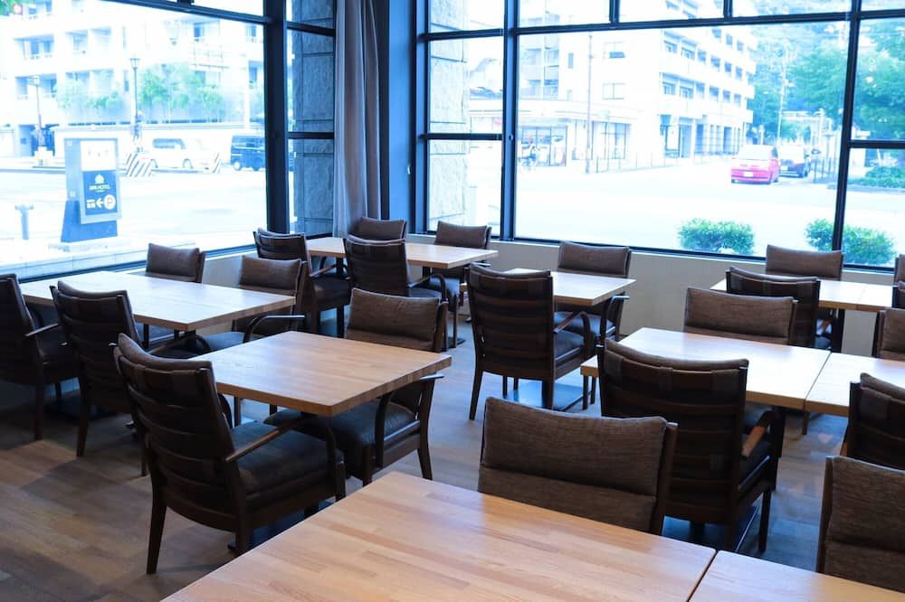 APA Hotel Matsuyamajo-Nishi - מאטסויאמה - מסעדה