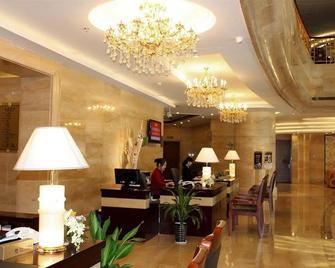 Puxi New Century Hotel Shanghai - Shanghai - Front desk