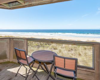Ocean Front Condo Shorebirds 83 - Watsonville - Balkon