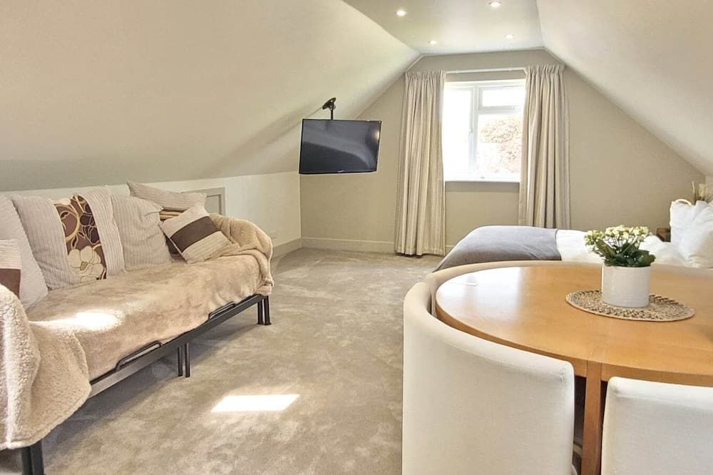 Apple Tree Place B&B - Tadley