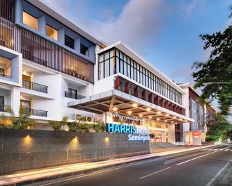 Harris Hotel Seminyak - North Kuta - Building