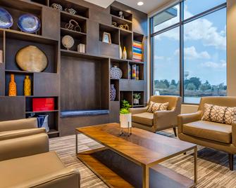 Cambria Hotel Rock Hill - University Center - Rock Hill - Лаунж
