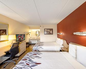 Red Roof Inn Greensboro Coliseum - Greensboro - Slaapkamer