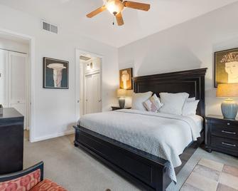 Lux 1bd Near Clubhouse W/ All Amenities 1 Bedroom Condo by RedAwning - La Quinta - Bedroom