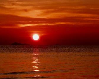 Sibaja Palms Sunset Beach Luxury Villa - Ko Samui - Edificio