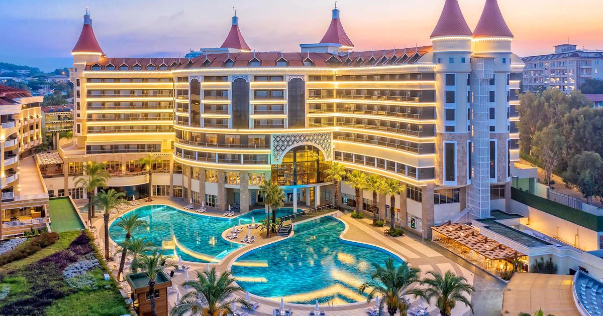 Отели турции видео аланья. Кирман леодекйа Анталья. Кирман Leodikya Resort. Кирман Леодикия спа Резорт. Леодикия Резорт Алания.