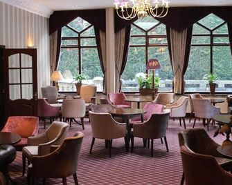 Oakwood Hall Hotel - Bingley - Lounge