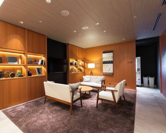 The S3 Wakayama Station - Wakayama - Lounge