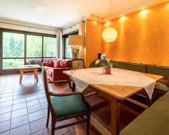 Ortners Mauerwirt - leistbarer Luxus - Bad Kleinkirchheim - Essbereich