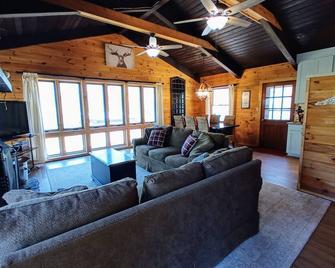 Peaceful Family Retreat - Andrews - Sala de estar