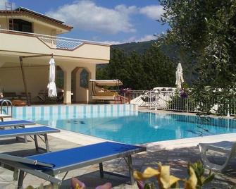 Villa Cerasiello - Castel San Giorgio - Piscina