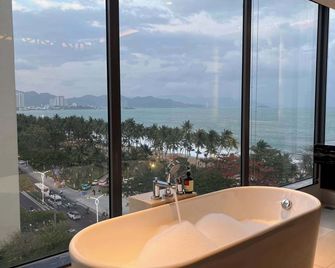 Comodo Nha Trang Hotel - Nha Trang
