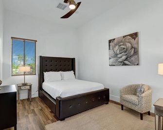 Villa Toscana By Avantstay Palatial Vill - Palm Springs - Habitación