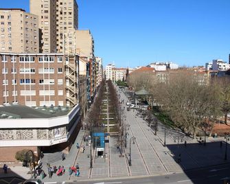 B&b Hotel Gijón Centro Begoña - Gijón - Dış görünüm