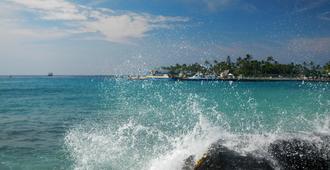 Holiday Inn Express & Suites Kailua-Kona - Hōlualoa - Pool