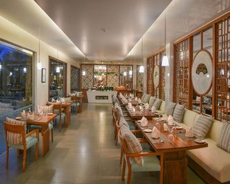 The Leaf Jimbaran - South Kuta - Restaurant