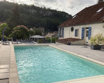 Clos de belle roche - Auxey-Duresses - Piscina