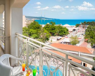 Alba Hotel - Burgas - Balkon