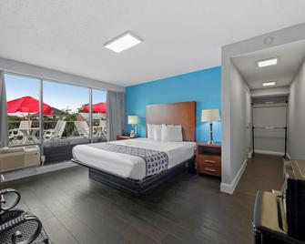 Alamar Resort Inn - Virginia Beach - Bedroom