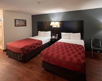 Econo Lodge Inn & Suites Tuscaloosa I-20 - Tuscaloosa - Quarto