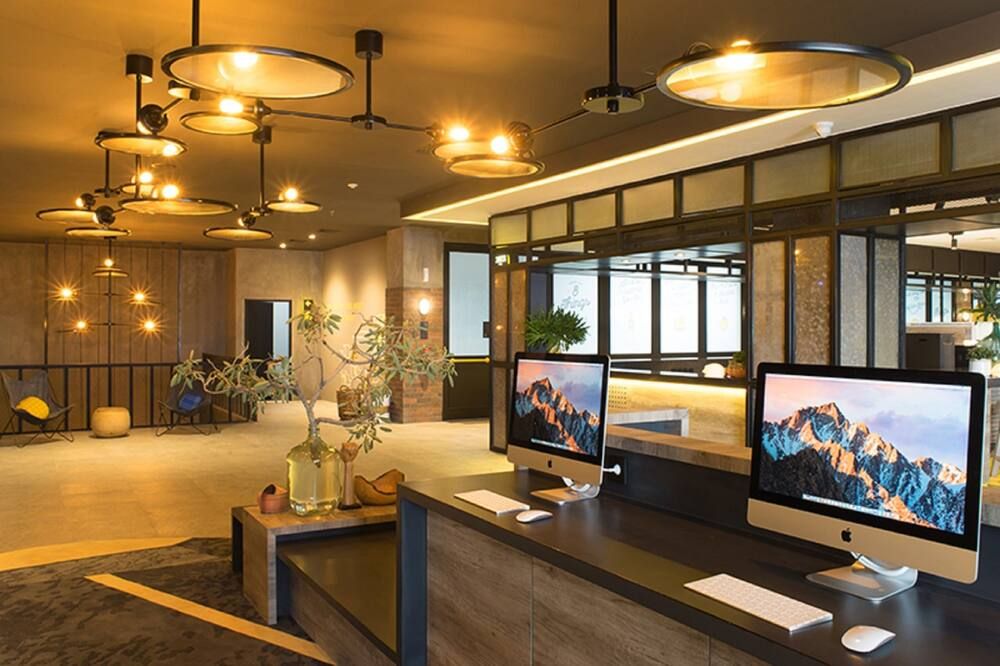 Rooms Inc Semarang - סמראנג - דלפק קבלה