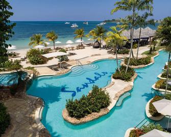 Sandals Negril Beach Resort & Spa Luxury - נגריל - בריכה