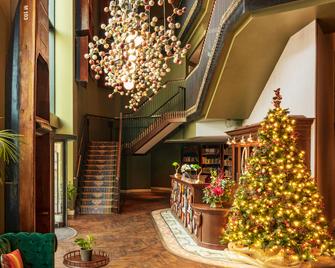 Graduate by Hilton Cambridge - קיימברידג' - לובי