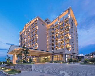 Formosa Naruwan Galaxy Hotel Taitung - Taitung City - Edificio