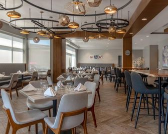 Hilton Garden Inn Sudbury - Sudbury - Ravintola