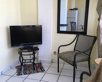 Posada Colonial Beach Villas - San Juan - Living room
