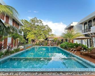 The R&B Boutique - Kampot - Zwembad