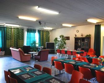 Jämsän Gasthaus - Jämsä - Sala de estar
