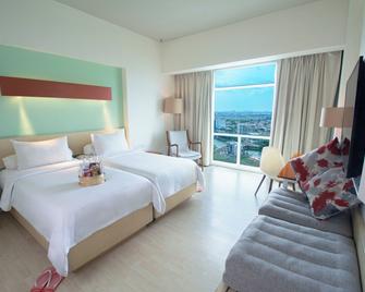 Harris Hotel & Conventions Bekasi - Bekasi - Makuuhuone