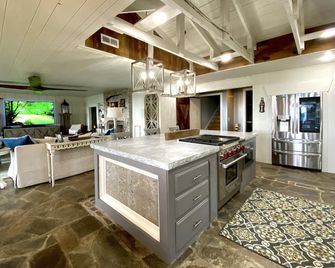 Famous Whiteside Mountain View - Hot Tub, Wood Fireplace, Convenient to towns - Highlands - Keuken