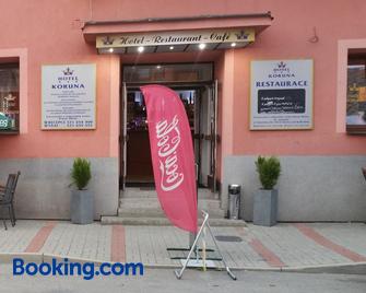 Hotel Koruna - Rožnov pod Radhoštěm - Edificio
