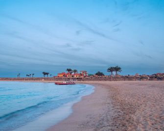 Malikia Resort Abu Dabbab - Marsa Alam - Beach