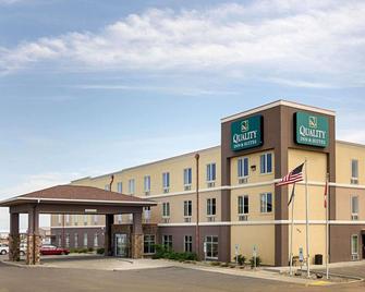Quality Inn & Suites - Minot - Bygning