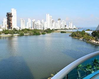 Torres del Lago Apartamentos - Cartagena de Indias