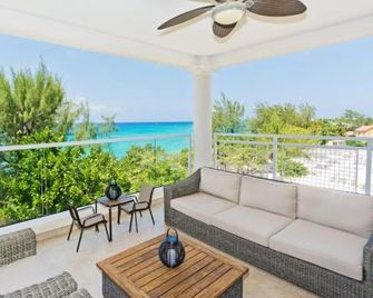 Sea Breeze No. 8 - West Bay - Balkon