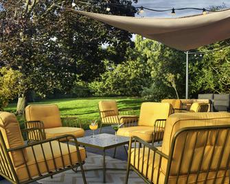 Novotel Roissy Saint-Witz - Saint-Witz - Terasa