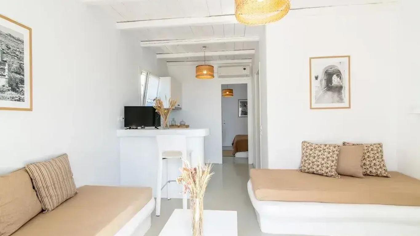 Ninemia Suites & Open air Spa