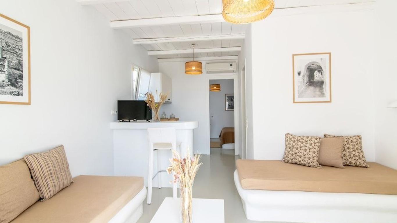 Ninemia Suites & Open air Spa