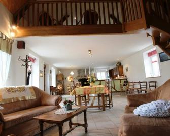 Gite Villedieu-les-Poêles, 3 bedrooms, 8 persons - Villedieu-les-Poêles - Salon
