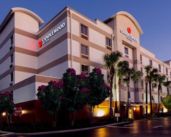 Candlewood Suites Ft. Lauderdale Airport/Cruise - Fort Lauderdale - Byggnad
