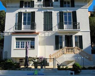 Cottage Massanet - Grasse - Edificio